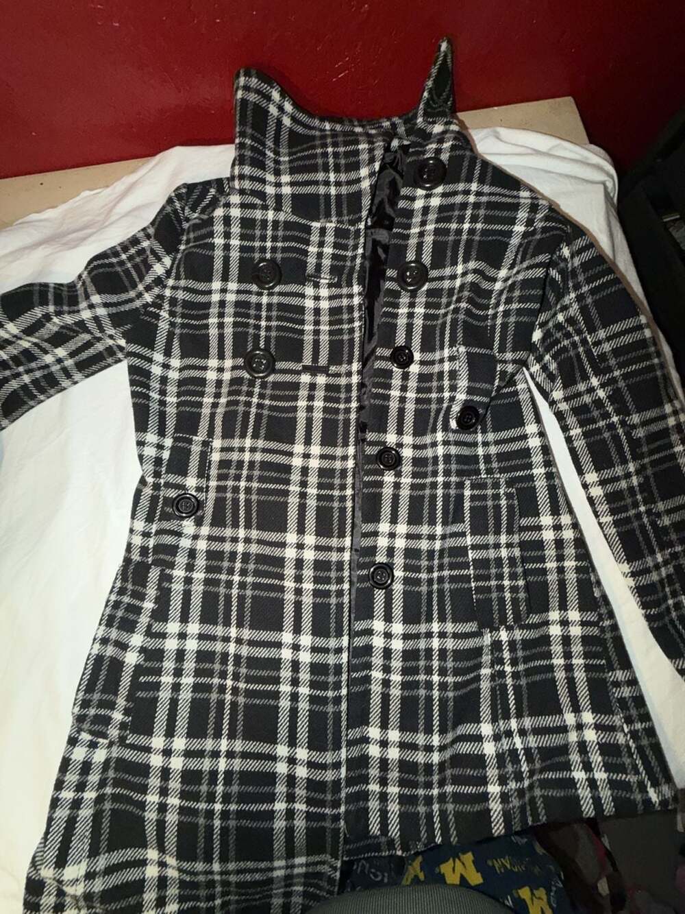 YOKI Women's Black and White Plaid Coat Size M
